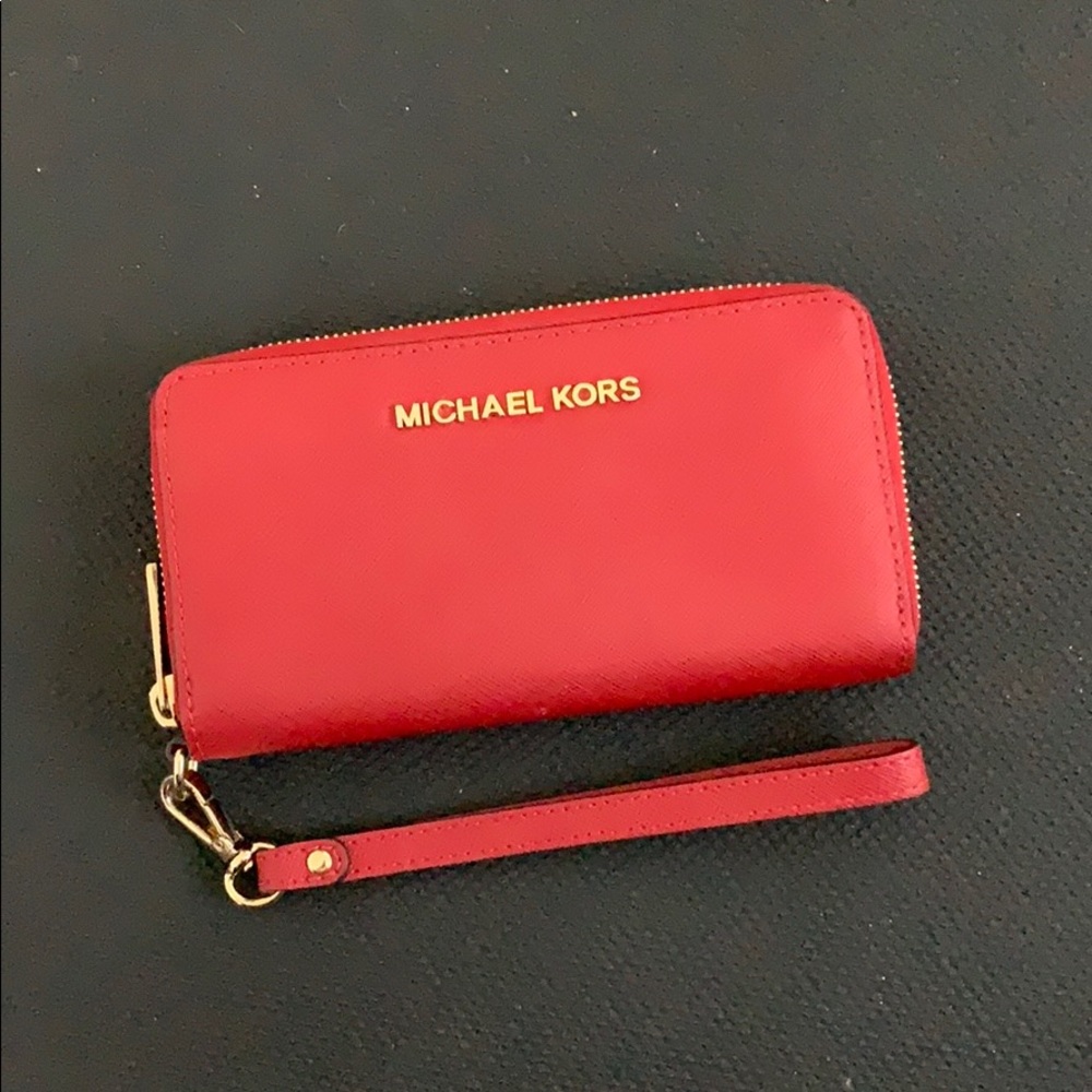 Michael Kors Wristlet Wallet
